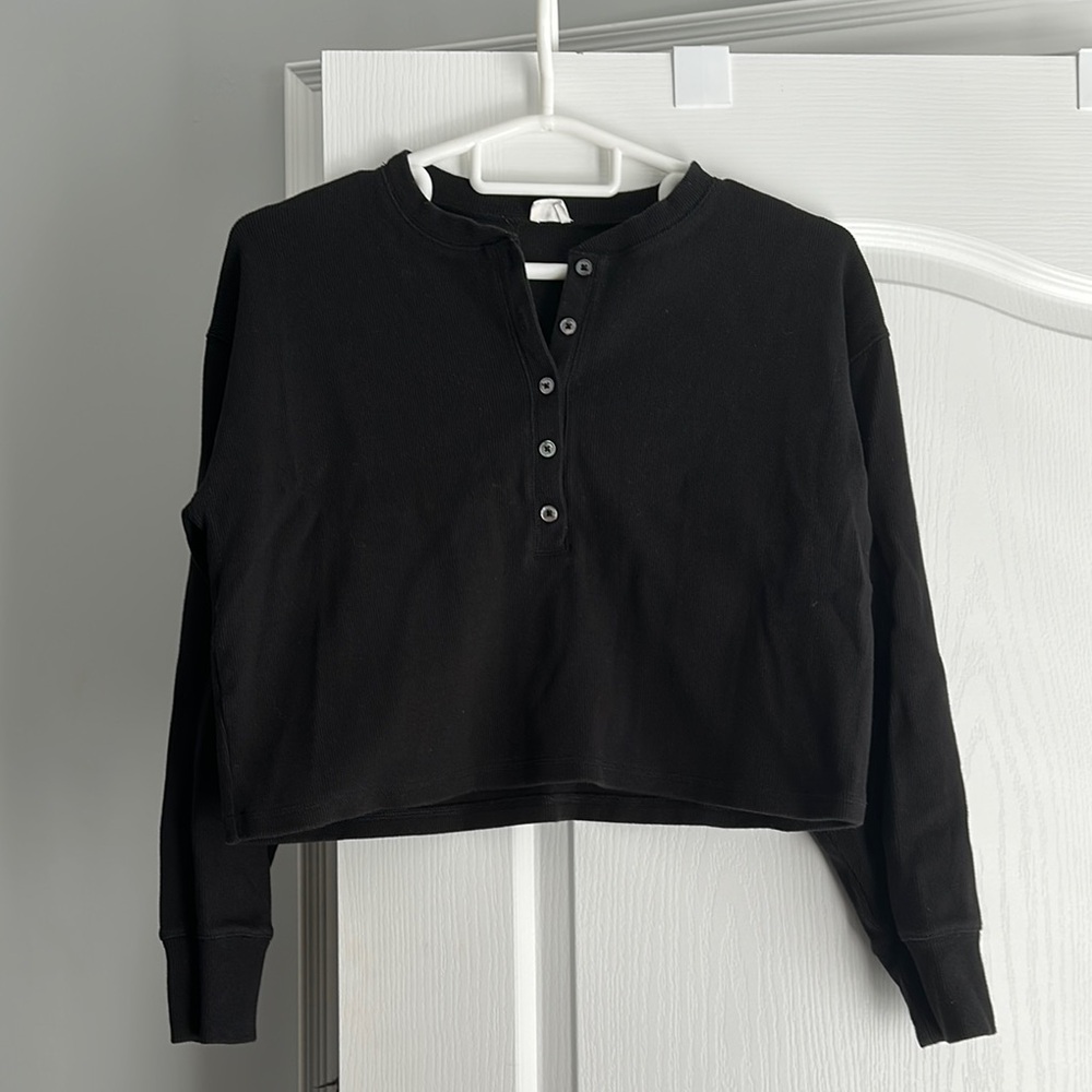 Aritzia Wilfred Free Cropped Long Sleeve